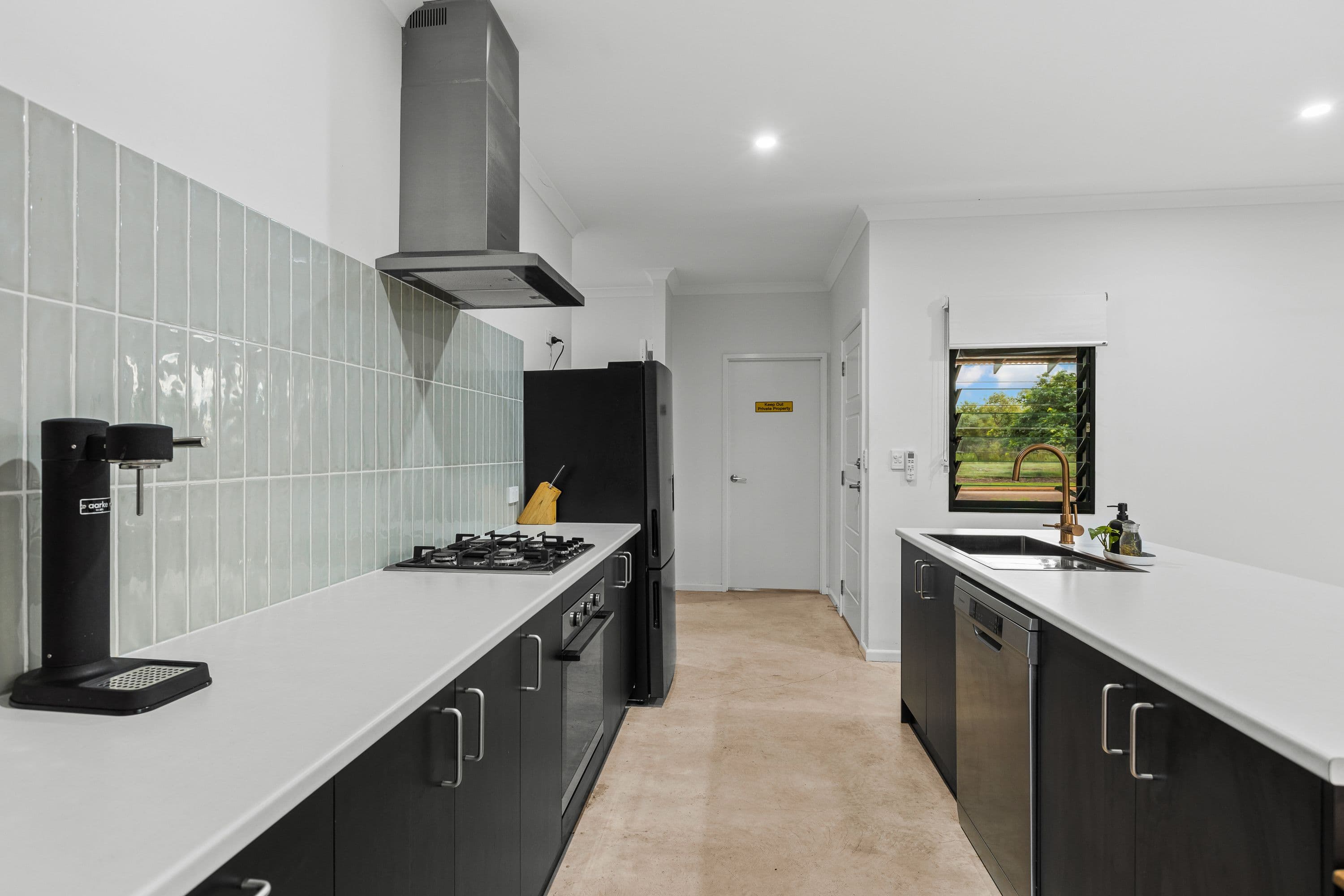 94 Sandpiper Avenue, Djugun WA 6725, Djugun - Thumbnail 7