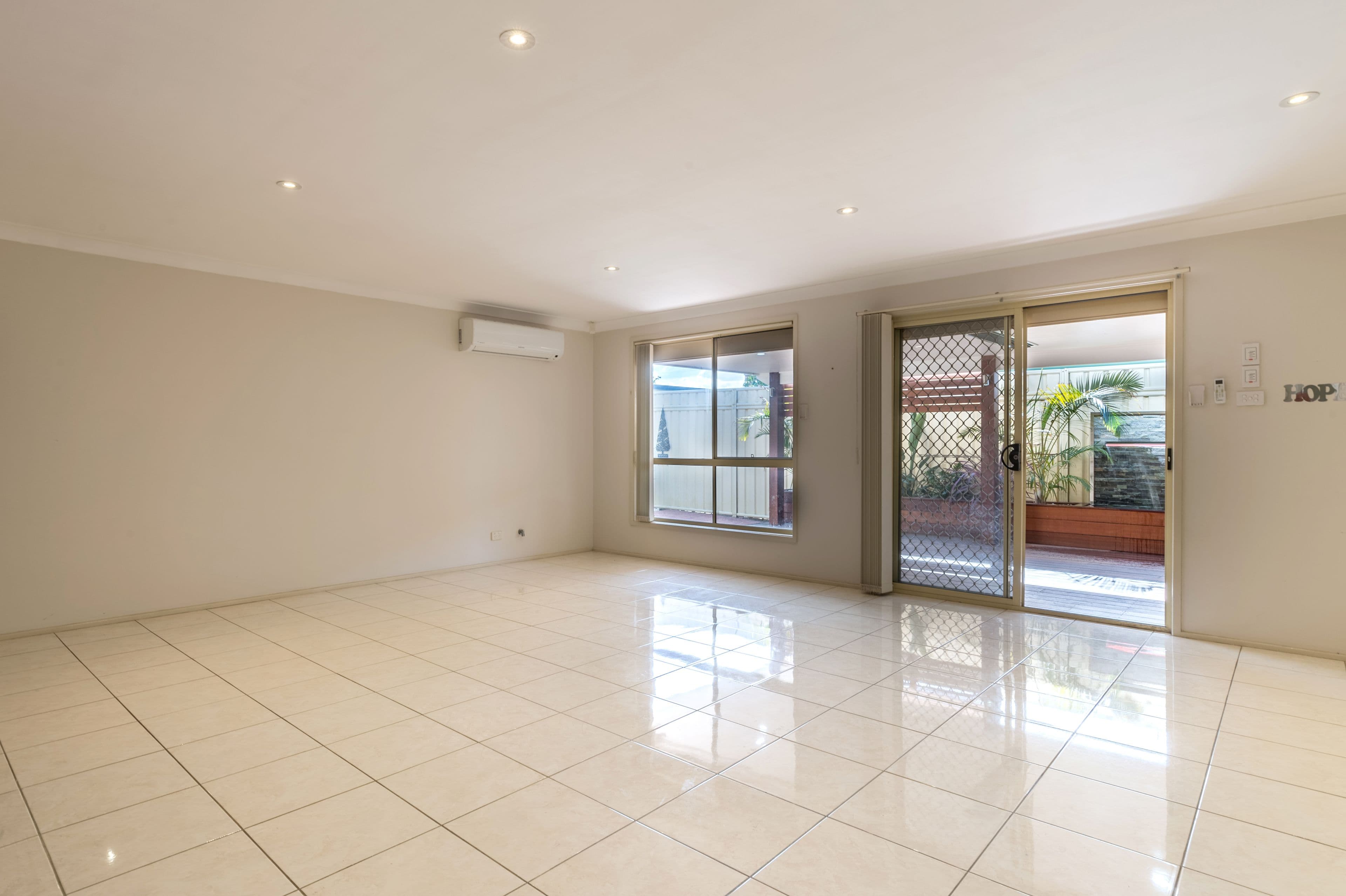 19 Coffs Harbour Avenue, Hoxton Park - Thumbnail 5
