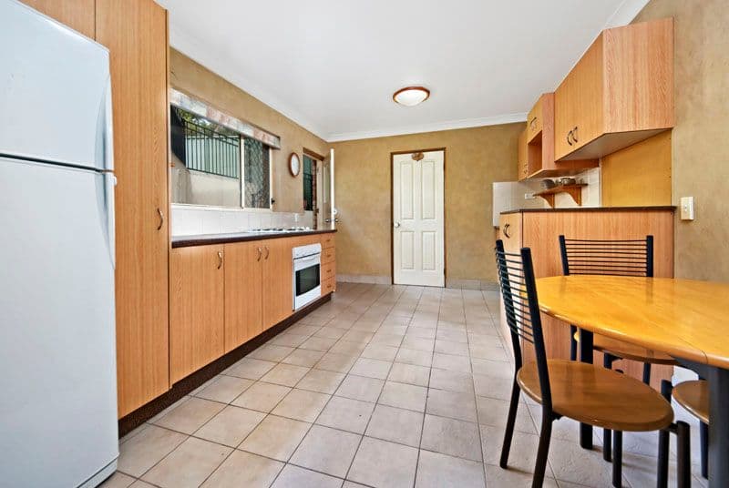 64 Beaumaris Drive, MENAI NSW 2234, Menai - Thumbnail 8