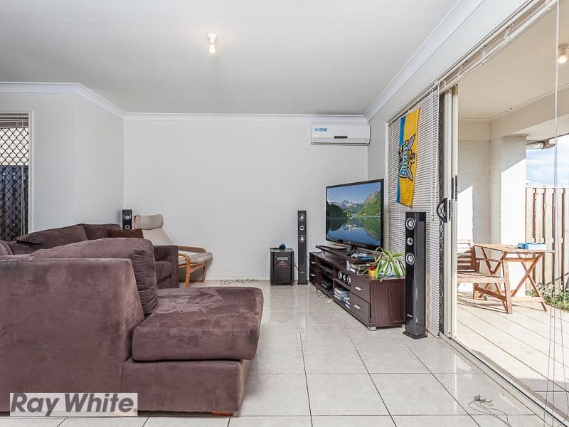 7 Riviera Crescent, NORTH LAKES QLD 4509, North Lakes - Thumbnail 3