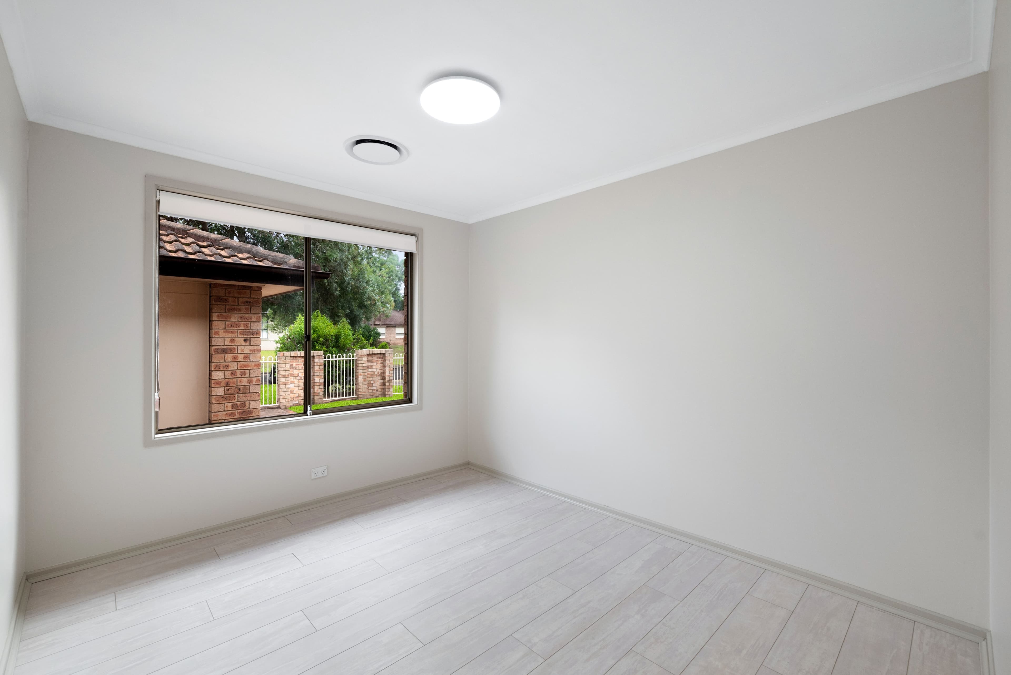8 Monckton Place, Glenfield NSW 2167, Glenfield - Thumbnail 8