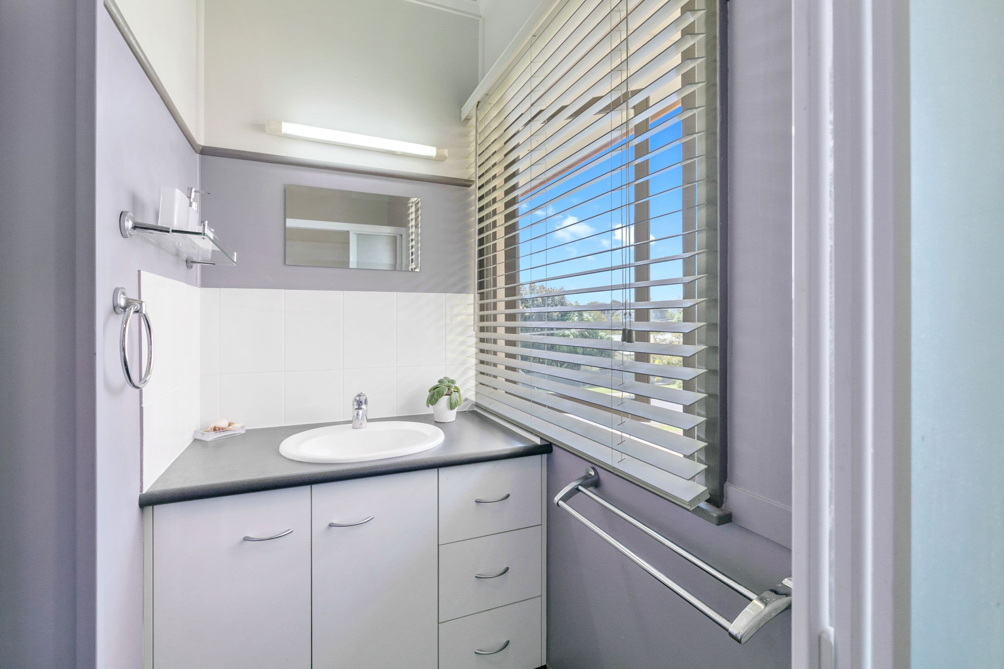 10 Primrose Parade, Wynnum QLD 4178, Wynnum - Thumbnail 7