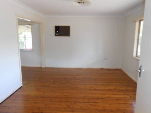 8 Sydney Street, Parkes - Thumbnail 4