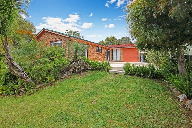 4 Blaxland Court, SUNSHINE BAY NSW 2536, Sunshine Bay - Thumbnail 2