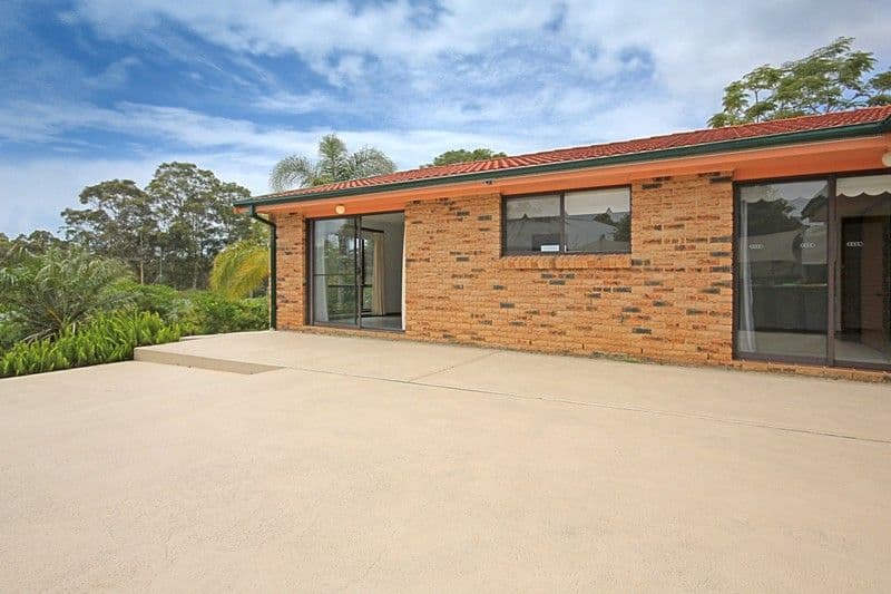 4 Blaxland Court, SUNSHINE BAY NSW 2536, Sunshine Bay - Thumbnail 3
