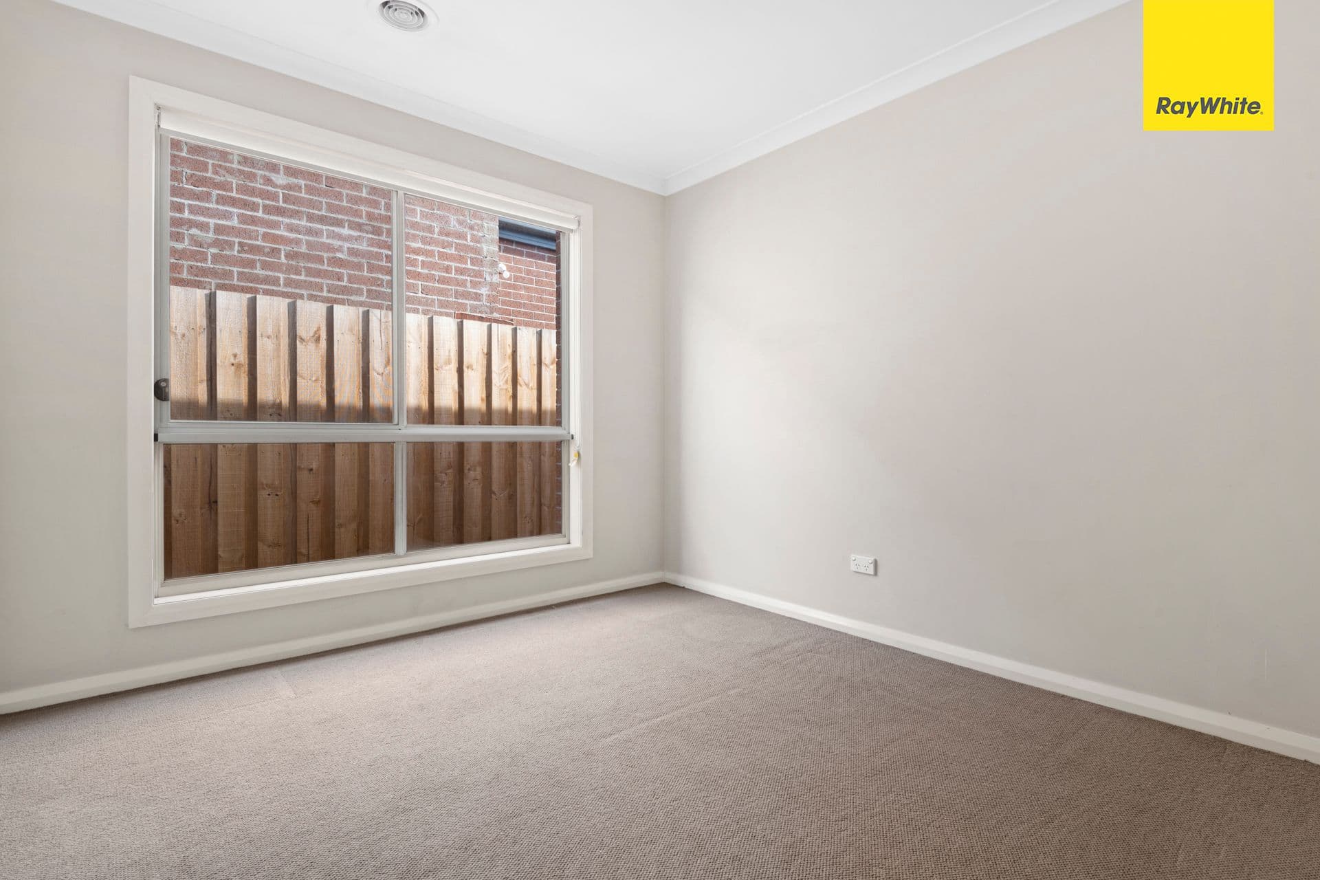 5 Corbet Street, Weir Views VIC 3338, Weir Views - Thumbnail 4