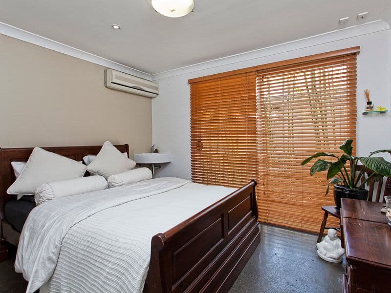 26 Outlook Crescent, Bardon QLD 4065, Bardon - Thumbnail 7