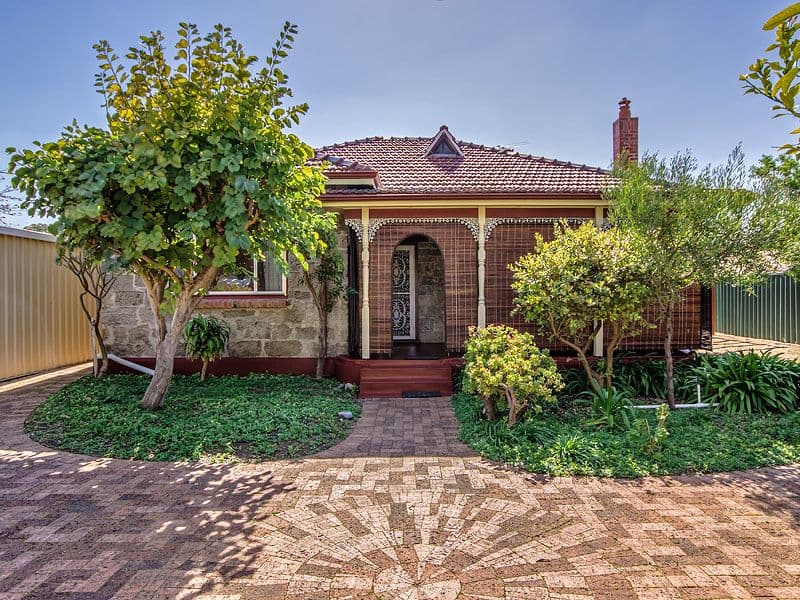 30 Rae Road, SAFETY BAY WA 6169, Safety Bay - Image 1