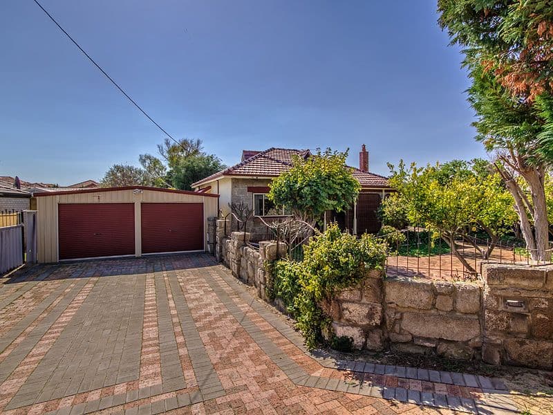 30 Rae Road, SAFETY BAY WA 6169, Safety Bay - Thumbnail 2