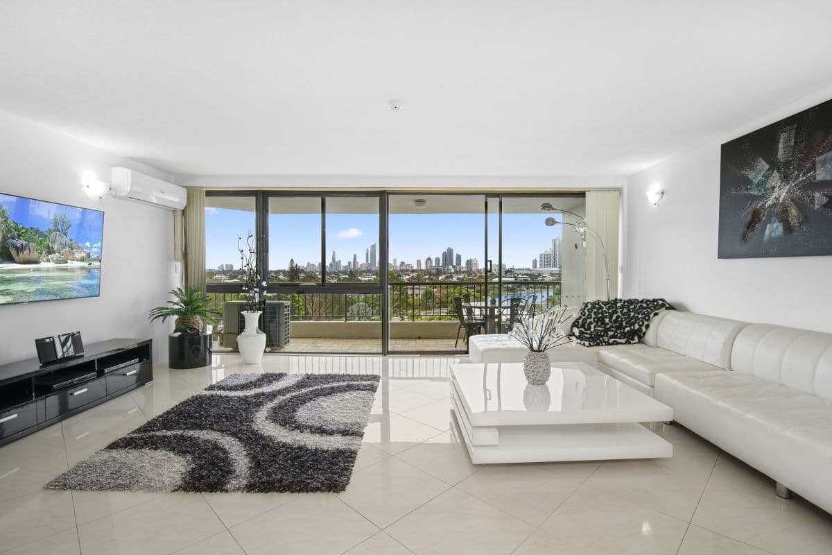 54 Hooker Boulevard, Mermaid Waters QLD 4218, Mermaid Waters - Thumbnail 2