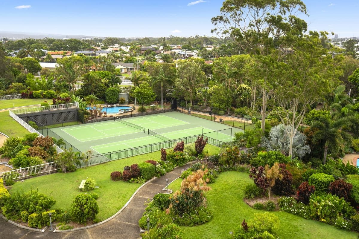 54 Hooker Boulevard, Mermaid Waters QLD 4218, Mermaid Waters - Thumbnail 8