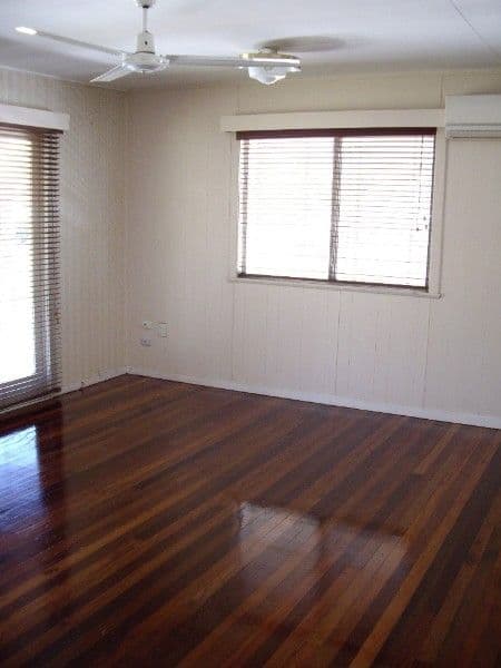 116 Kempsie Road, UPPER MOUNT GRAVATT QLD 4122, Upper Mount Gravatt - Thumbnail 3