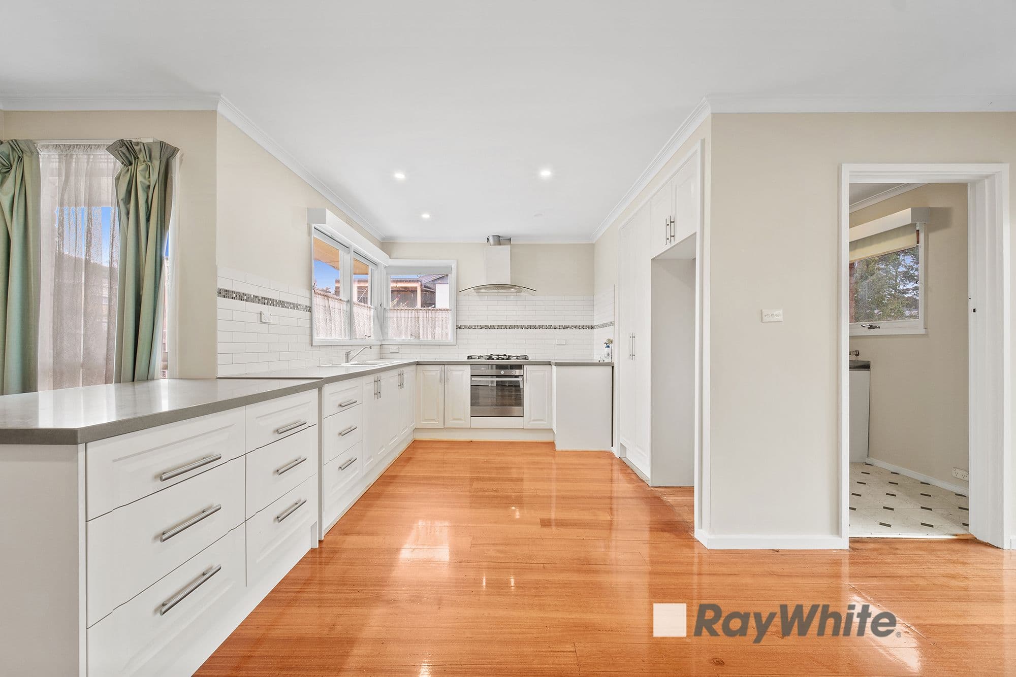 29 Alexander Street, Hallam VIC 3803, Hallam - Thumbnail 4