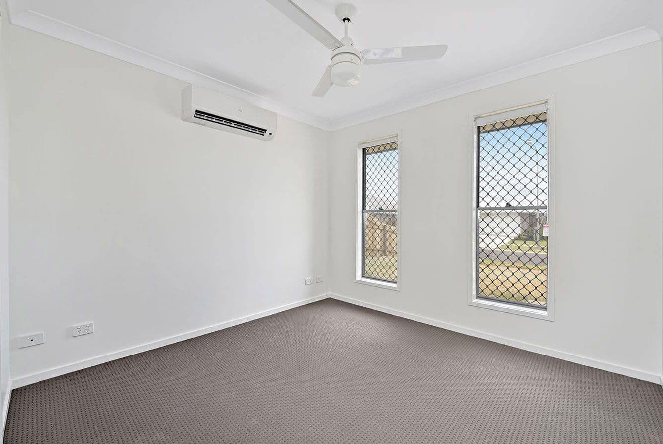 8 Whitefield Street, Glenvale QLD 4350, Glenvale - Thumbnail 4