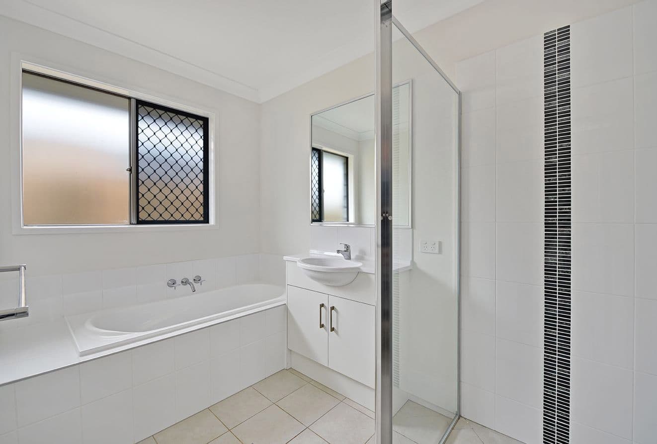 8 Whitefield Street, Glenvale QLD 4350, Glenvale - Thumbnail 8