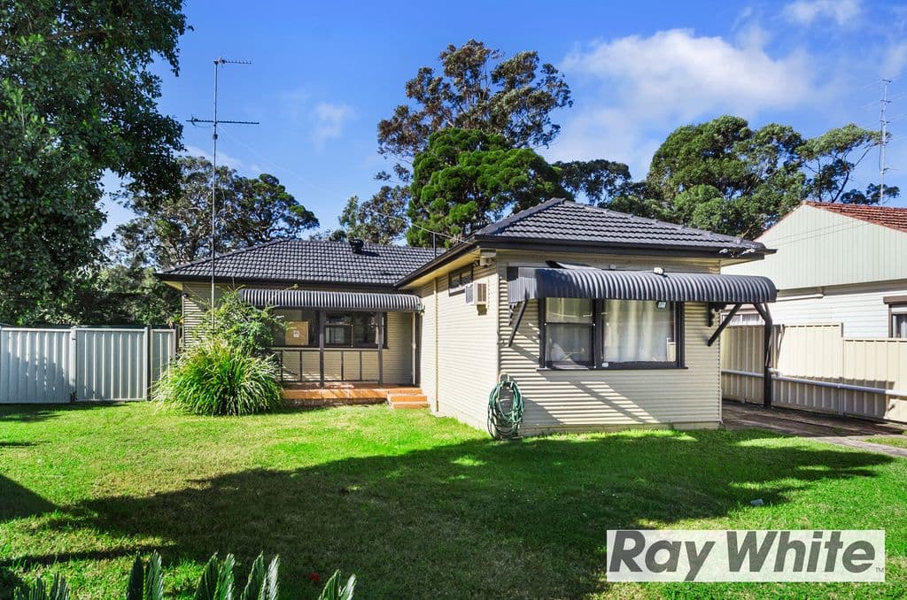 19 Kapooka Avenue, Dapto NSW 2530, Dapto - Image 1