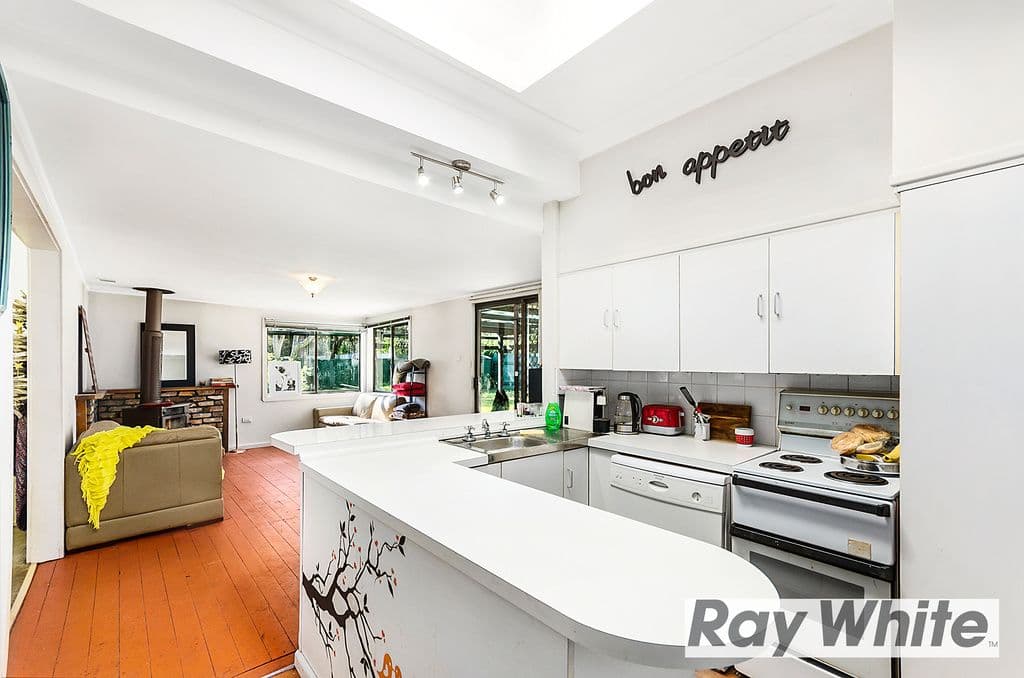 19 Kapooka Avenue, Dapto NSW 2530, Dapto - Thumbnail 3