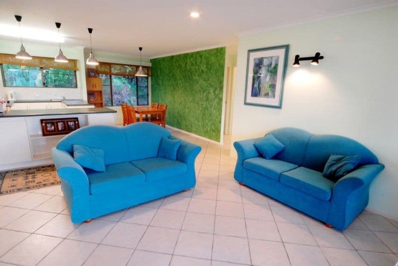 4 Eshelby Drive, CANNONVALE QLD 4802, Cannonvale - Image 1