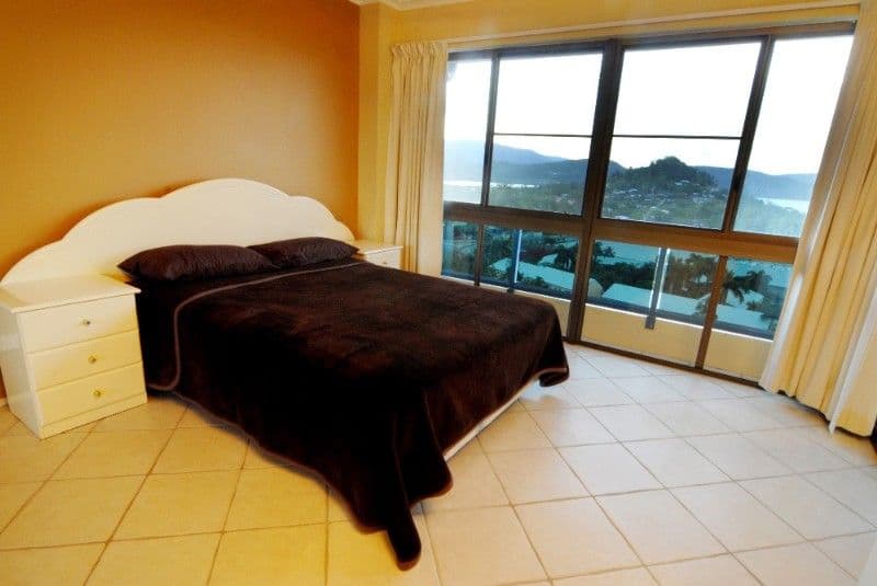 4 Eshelby Drive, CANNONVALE QLD 4802, Cannonvale - Thumbnail 6