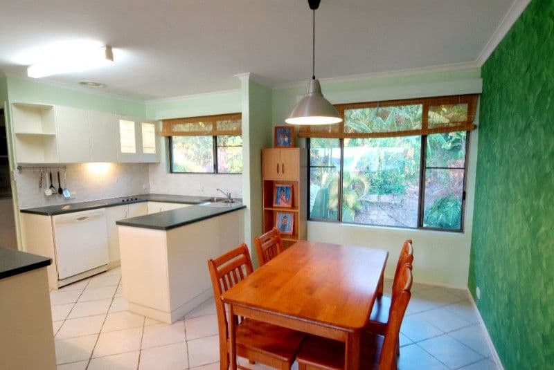 4 Eshelby Drive, CANNONVALE QLD 4802, Cannonvale - Thumbnail 8