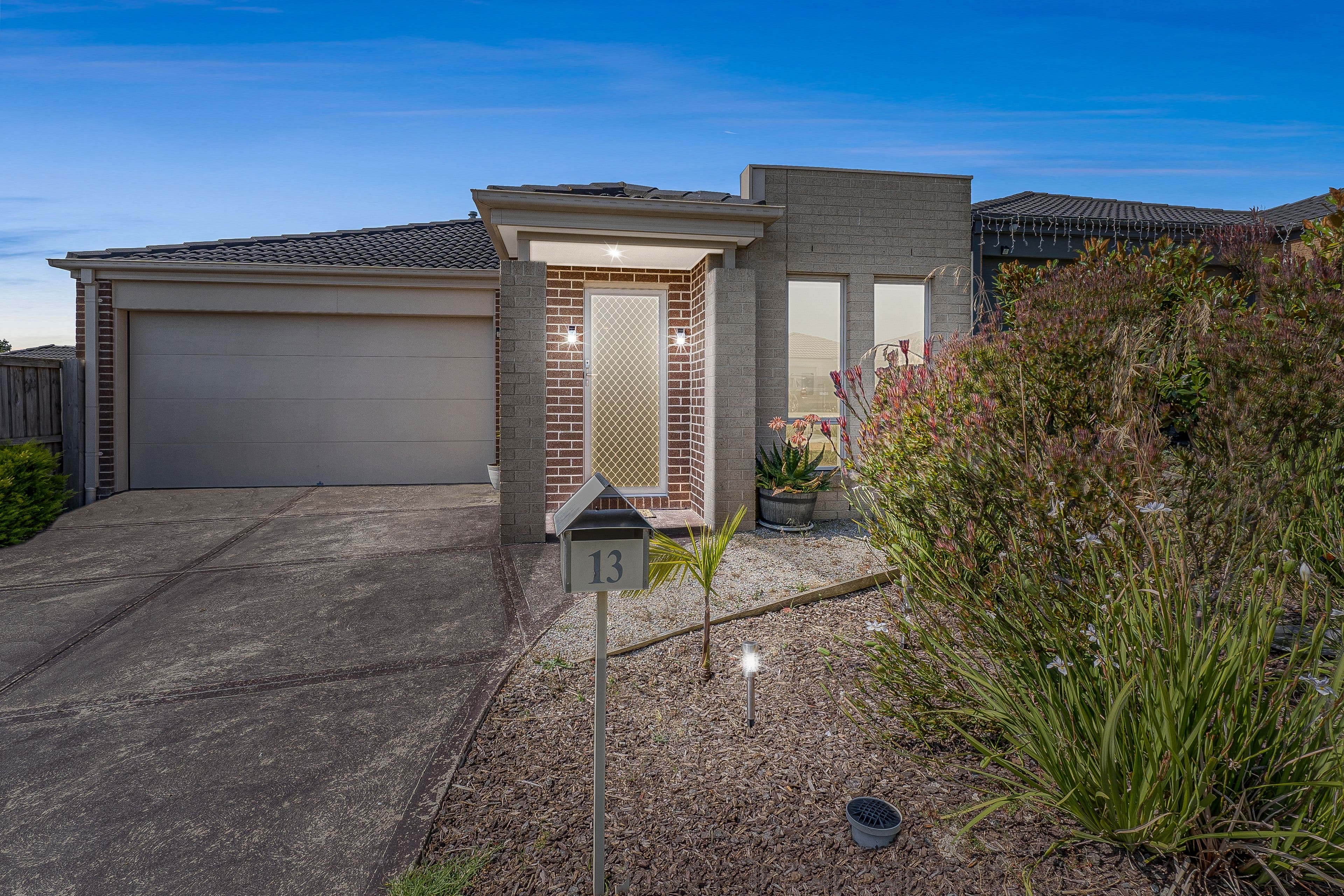 13 Cascade Way, Pakenham VIC 3810, Pakenham - Image 1