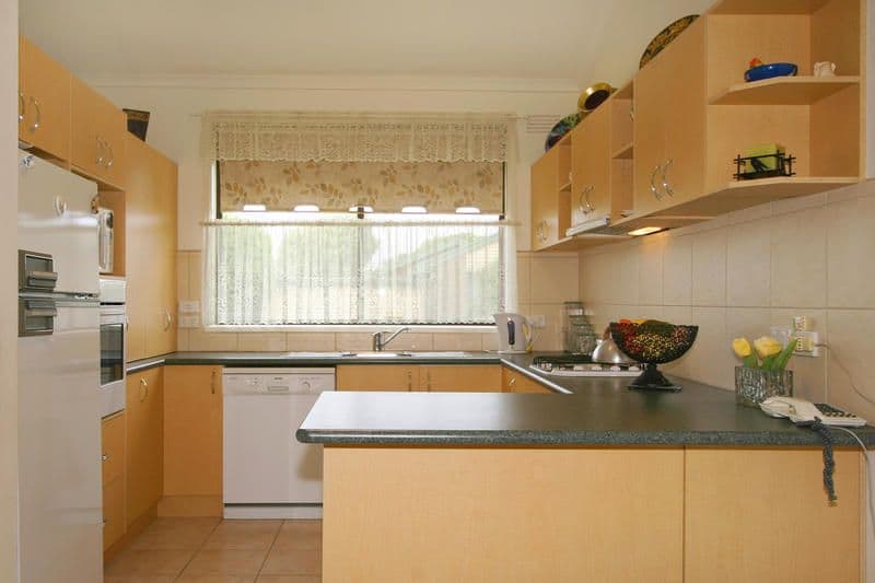 4 Everest Drive, CHELTENHAM VIC 3192, Cheltenham - Thumbnail 3