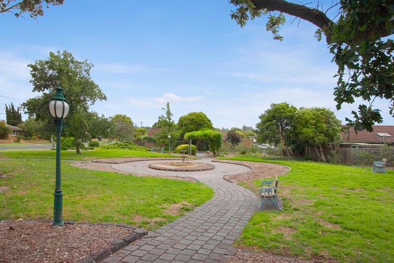 4 Everest Drive, CHELTENHAM VIC 3192, Cheltenham - Thumbnail 8