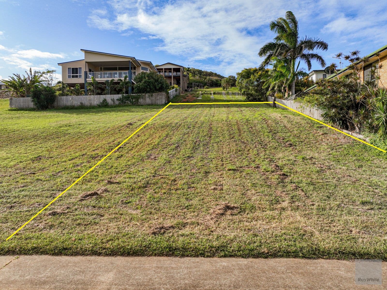13 Haven Road, Emu Park QLD 4710, Emu Park - Thumbnail 3