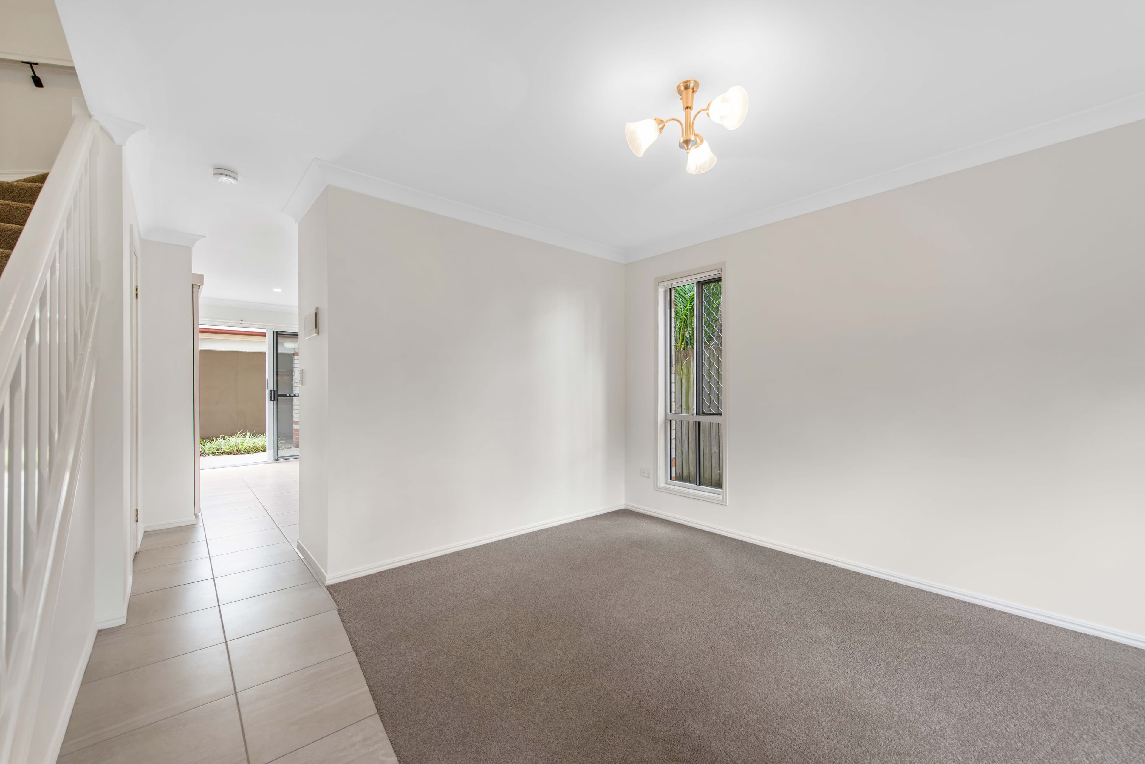 37 Querrin Street, Yeronga QLD 4104, Yeronga - Thumbnail 2