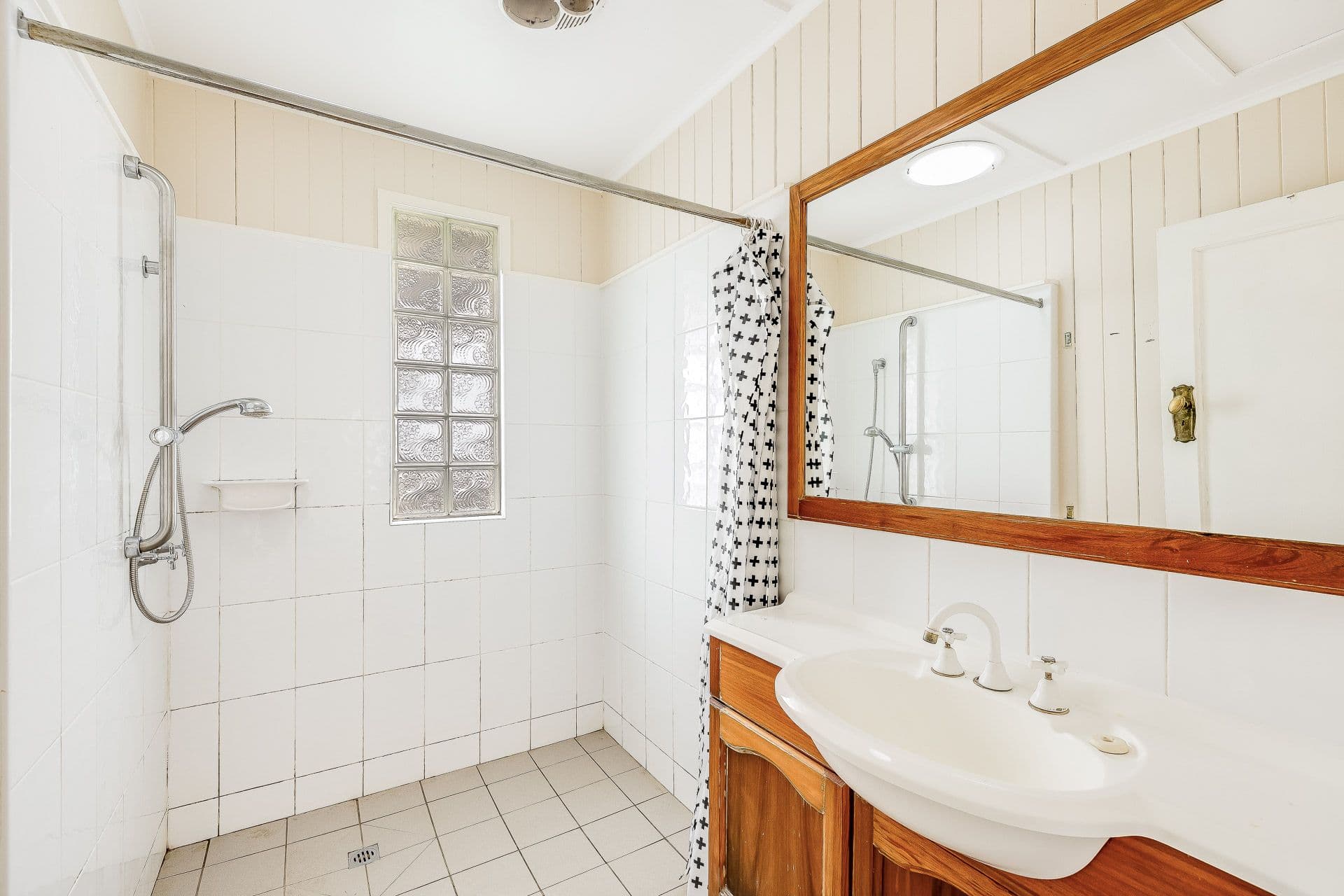 15 Chamberlain Street, North Toowoomba QLD 4350, North Toowoomba - Thumbnail 5