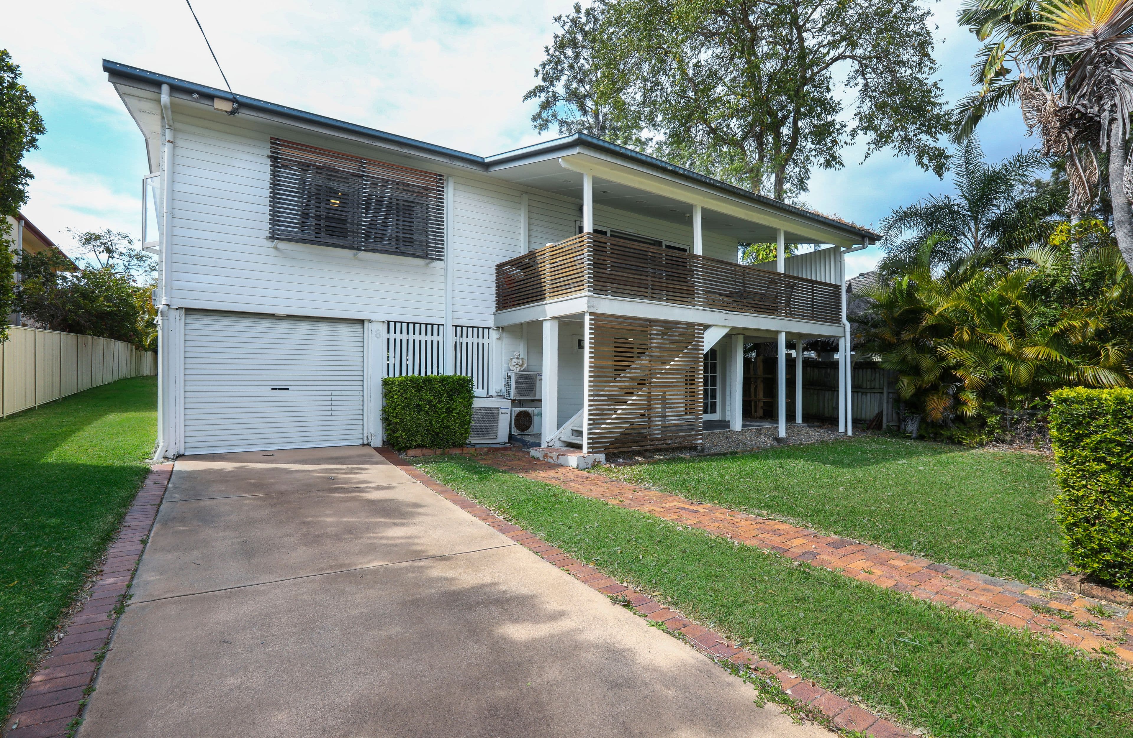 8 Harcourt Crescent, Southport QLD 4215, Southport - Thumbnail 4