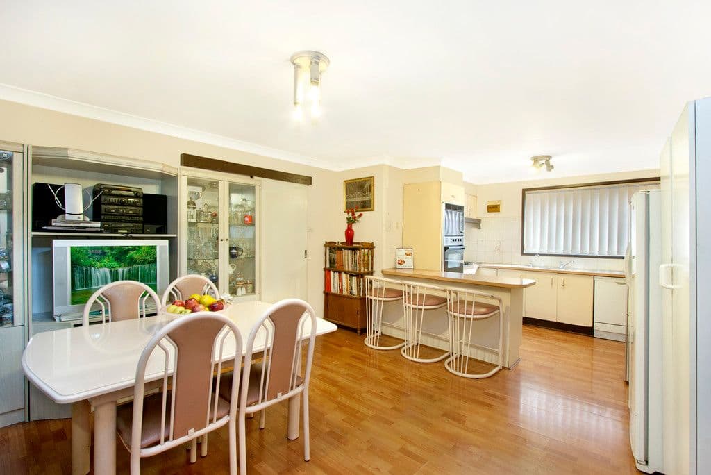 1 Santa Place, Bossley Park NSW 2176, Bossley Park - Thumbnail 3