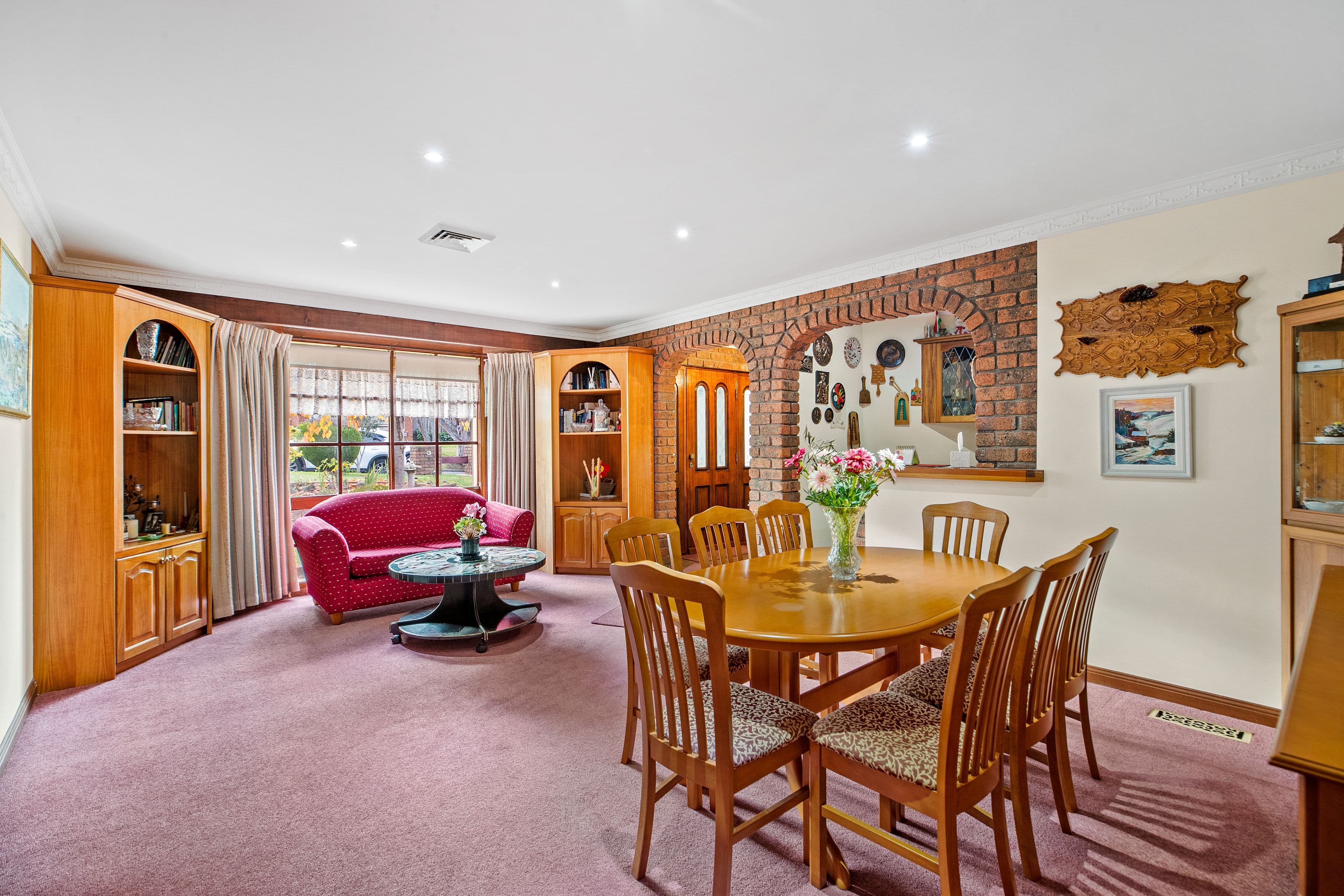 44 Huntingdon Drive, Wantirna South VIC 3152, Wantirna South - Thumbnail 2