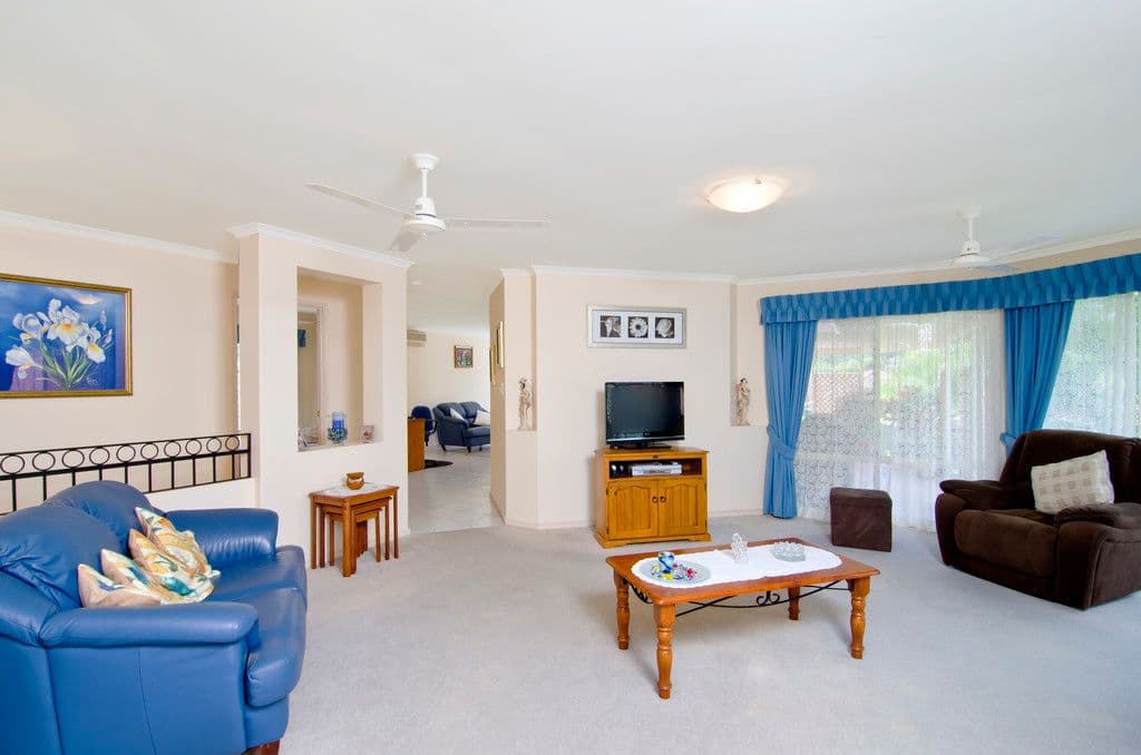 5 Bolgart Court, ELANORA QLD 4221, Elanora - Thumbnail 3