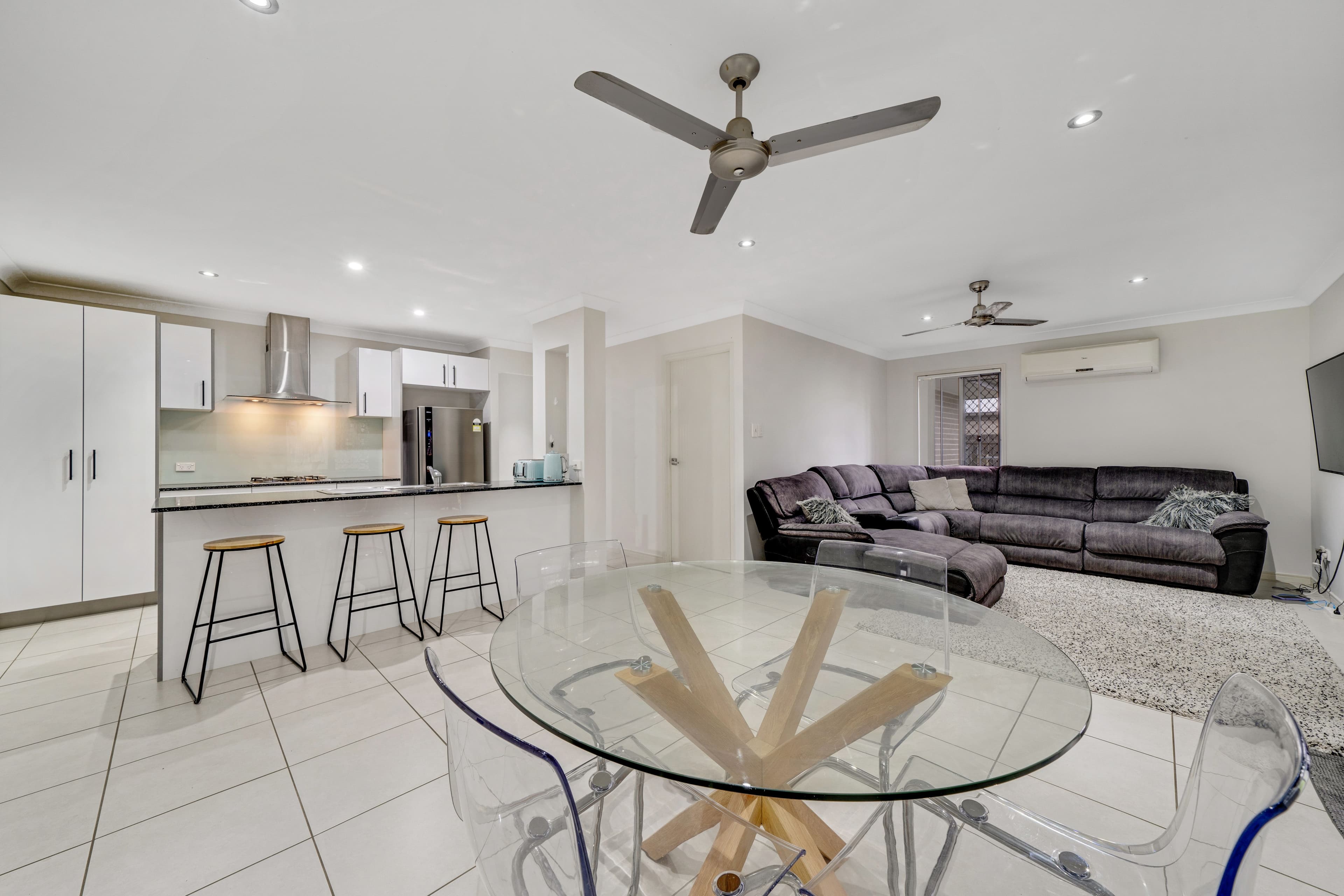 40 Glenvale Street, Cornubia QLD 4130, Cornubia - Thumbnail 4