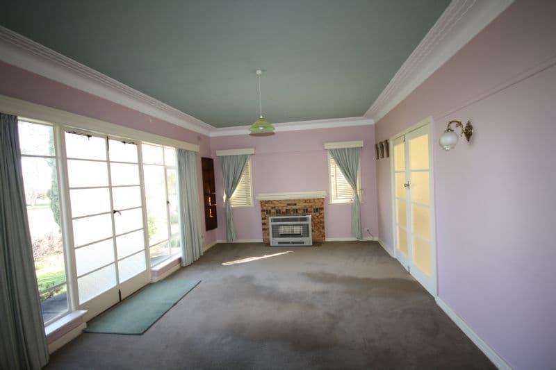 2 Dudley Street, ROCHESTER VIC 3561, Rochester - Thumbnail 2