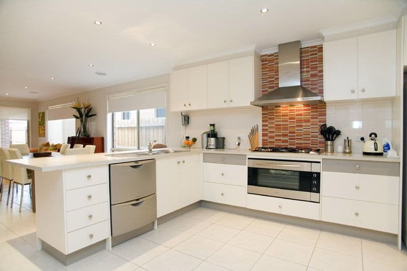 102 Darius Terrace, SOUTH MORANG VIC 3752, South Morang - Image 1