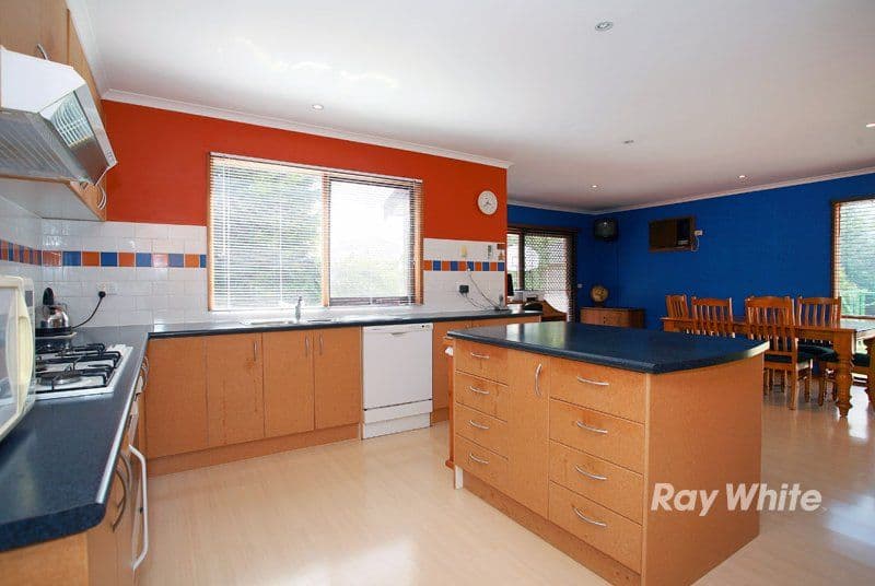 2 Murtoa Place, CRANBOURNE VIC 3977, Cranbourne West - Thumbnail 4
