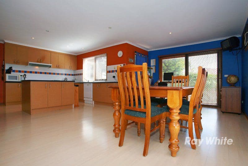 2 Murtoa Place, CRANBOURNE VIC 3977, Cranbourne West - Thumbnail 5