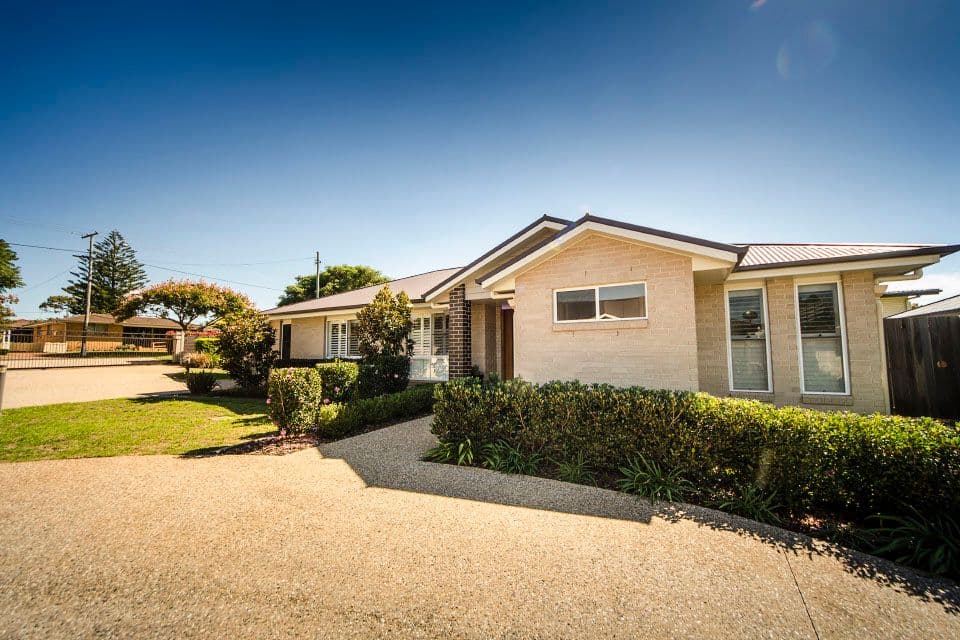 318-320 West Street, Kearneys Spring QLD 4350, Kearneys Spring - Image 1