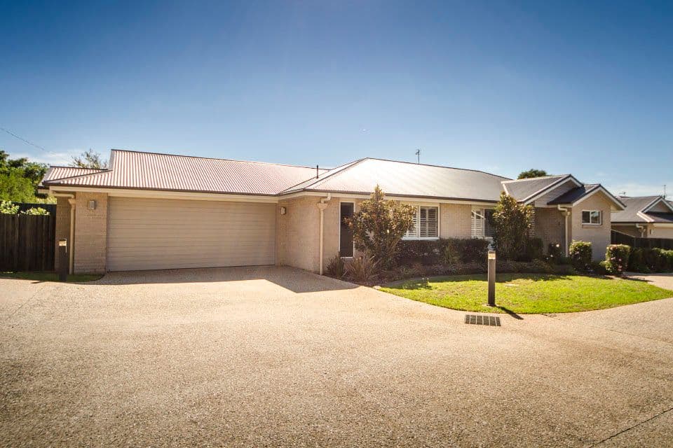 318-320 West Street, Kearneys Spring QLD 4350, Kearneys Spring - Thumbnail 2