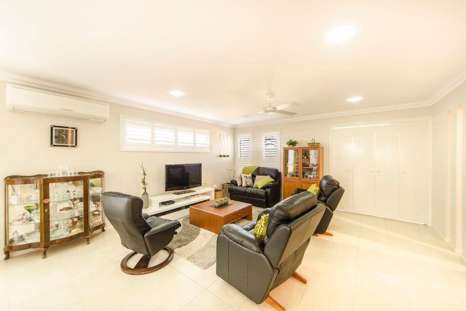 318-320 West Street, Kearneys Spring QLD 4350, Kearneys Spring - Thumbnail 3