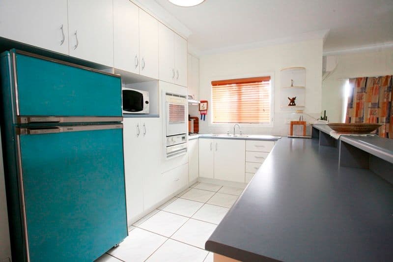 17  Lindsay Street, ROSSLEA QLD 4812, Rosslea - Thumbnail 2
