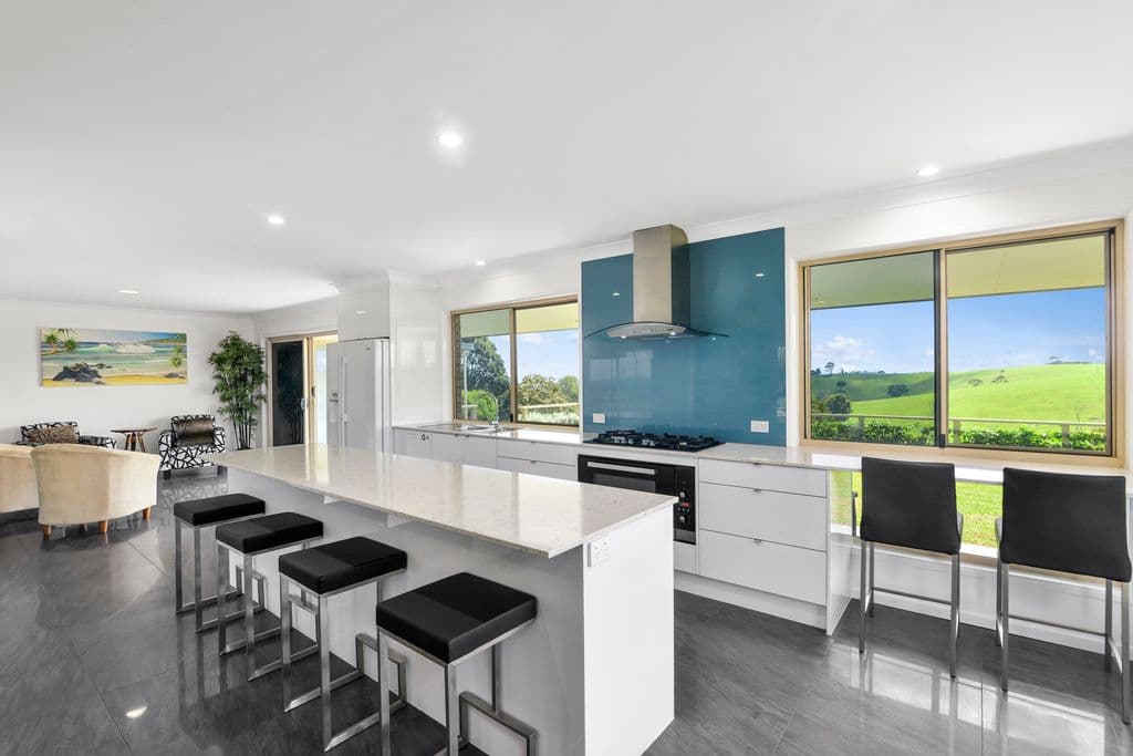 38 Summerville Road, Beechmont QLD 4211, Beechmont - Thumbnail 2