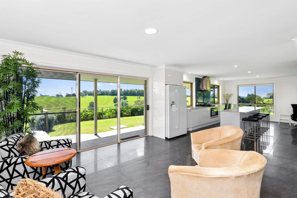 38 Summerville Road, Beechmont QLD 4211, Beechmont - Thumbnail 3