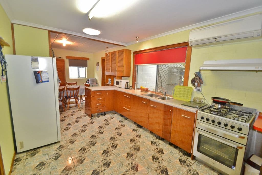 31 Old Landsborough Road, Beerwah QLD 4519, Beerwah - Thumbnail 3