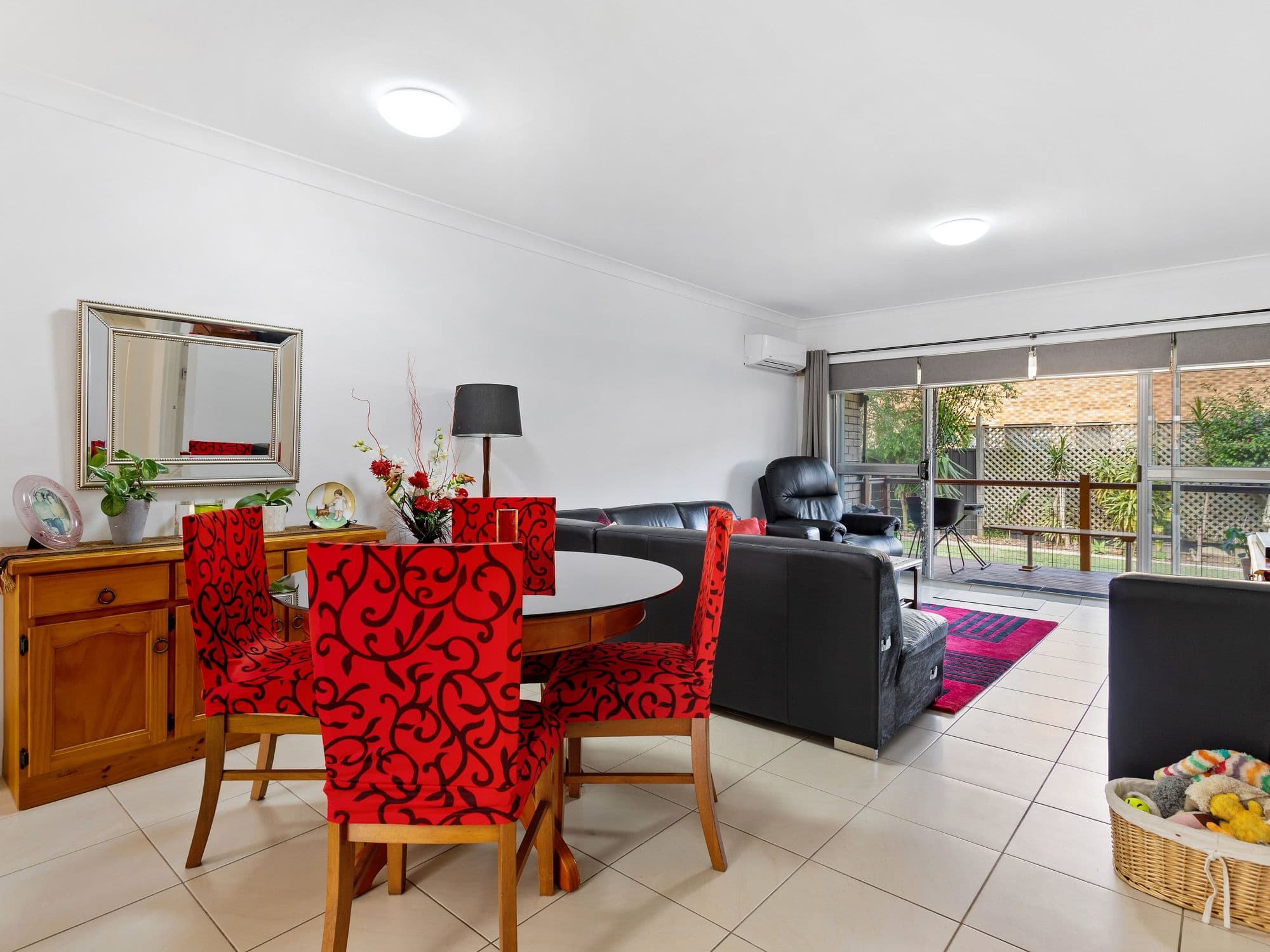 19 Sonia Street, Mermaid Waters QLD 4218, Mermaid Waters - Thumbnail 4