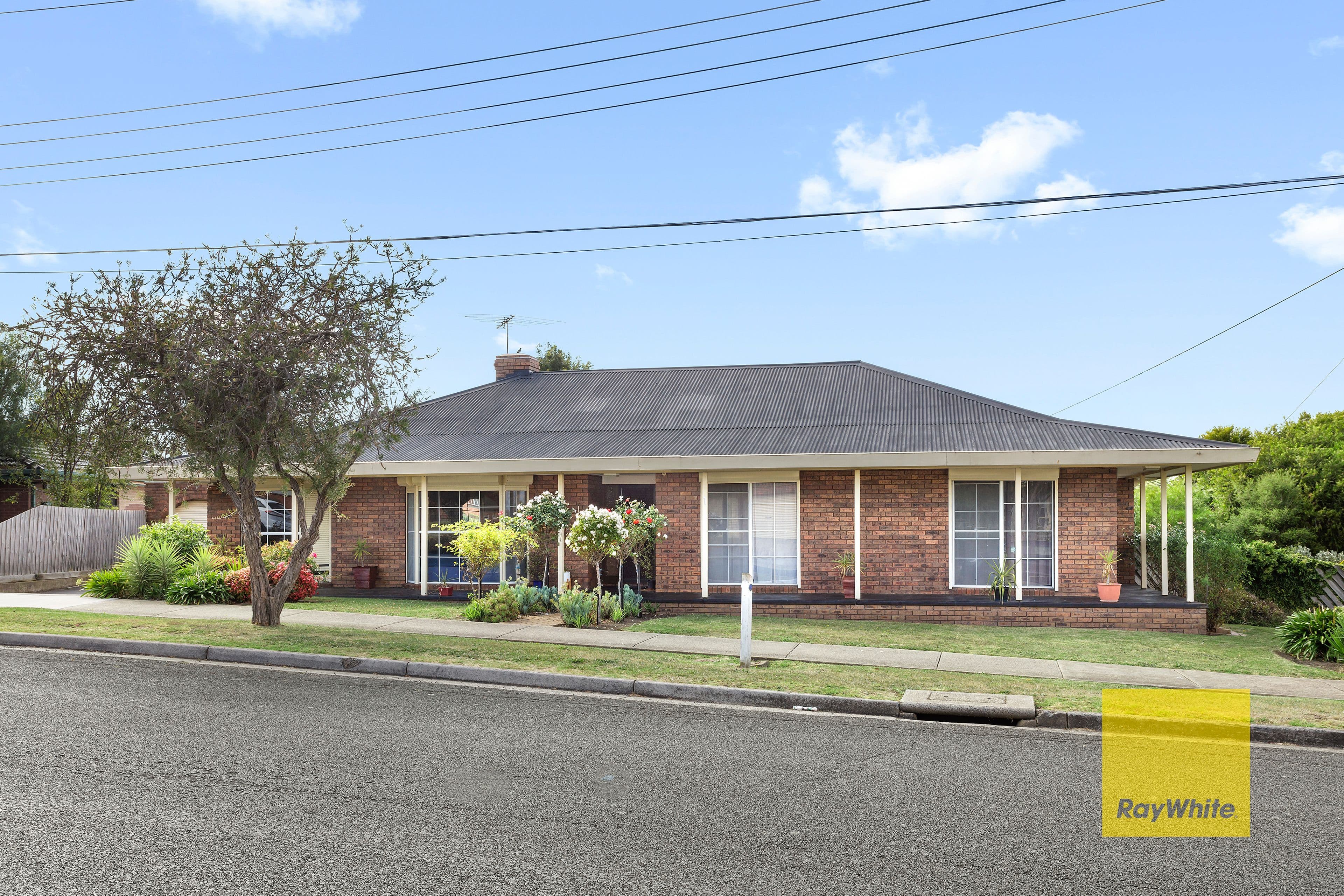 1 Southdown Crescent, Belmont VIC 3216, Belmont - Image 1