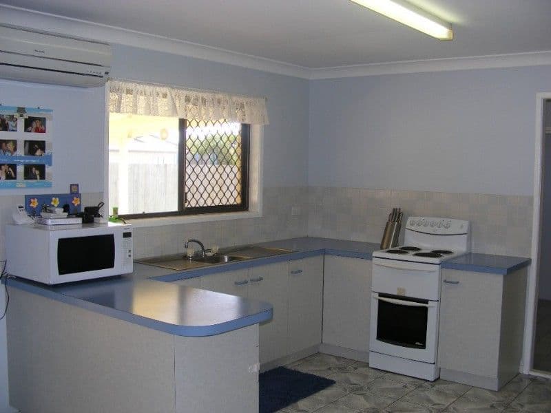 81 Mccarthy Road, AVENELL HEIGHTS QLD 4670, Avenell Heights - Thumbnail 4