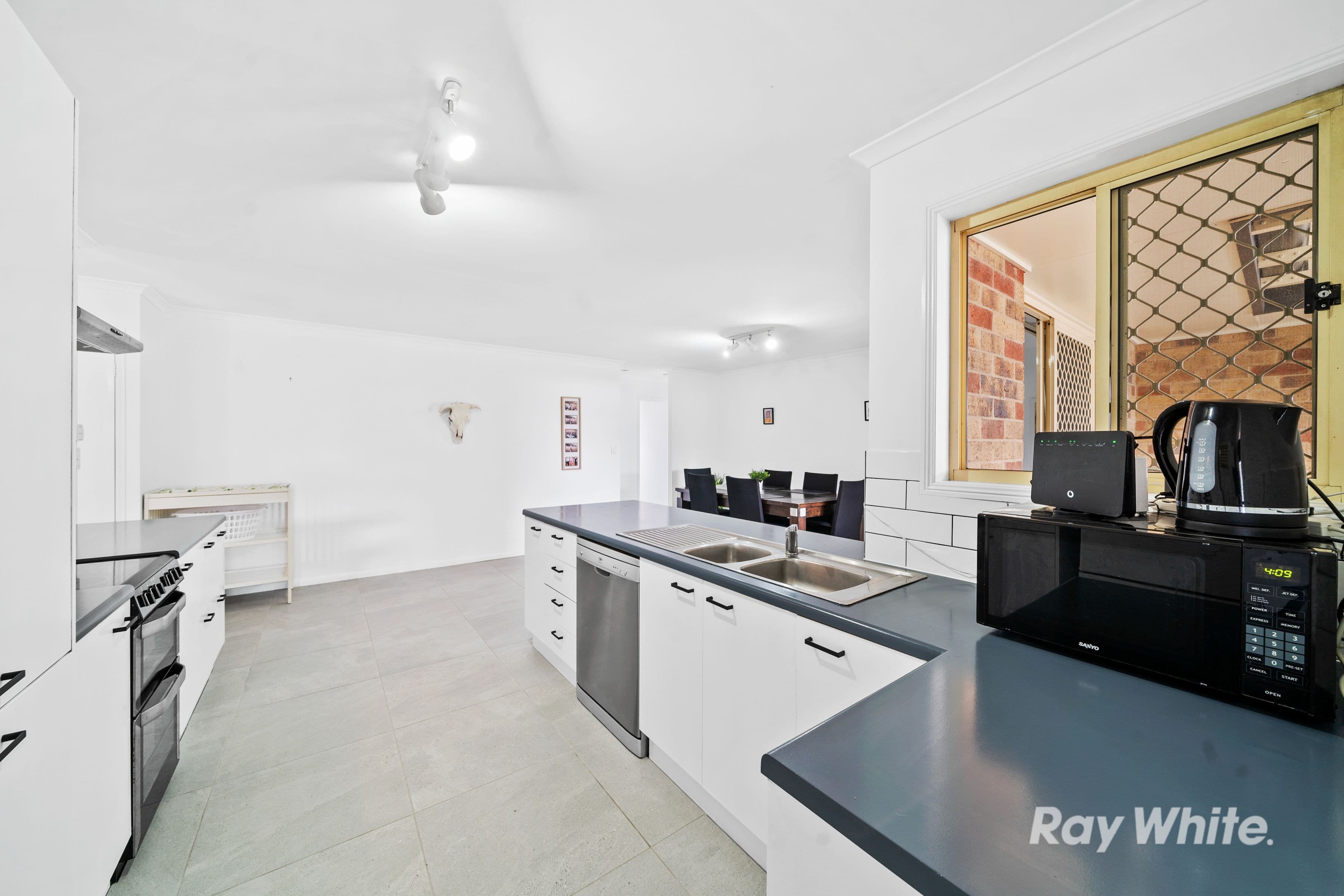 6 Glasgow Boulevard, Brassall QLD 4305, Brassall - Thumbnail 5